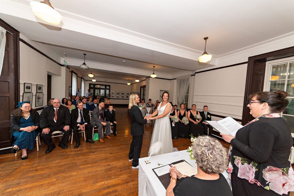 lesbian wedding photographer